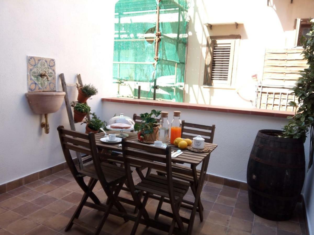 Il Terrazzino Sul Kemonia Appartement Palermo Buitenkant foto