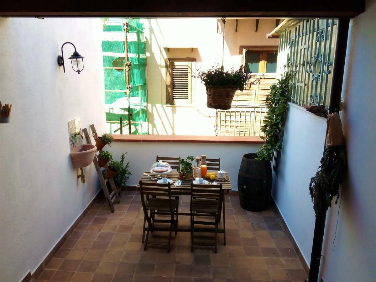 Il Terrazzino Sul Kemonia Appartement Palermo Buitenkant foto